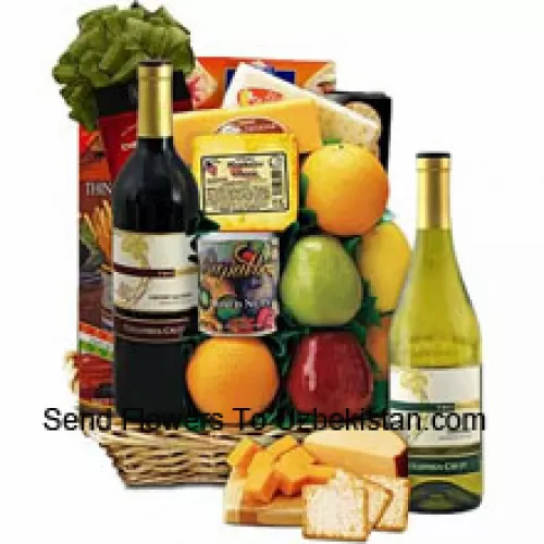 Esta canasta de regalo incluye vino tinto cabernet sauvignon de Columbia-Crest, vino blanco Chardonnay de Columbia-Crest, 6 piezas de fruta fresca del huerto, queso Monterey Jack, queso Colby Cheddar, quesos Muenster, galletas crujientes Barber, galletas crujientes Monet, tradicionales palitos de pan italiano importados, palitos de queso de la compañía Salem Baking Co., palitos de pretzel Chio stickletti y una lata de nueces mixtas de lujo. (El contenido de la canasta, incluido el vino, puede variar según la temporada y la ubicación de entrega. En caso de indisponibilidad de un cierto producto, lo sustituiremos por un producto de igual o mayor valor)